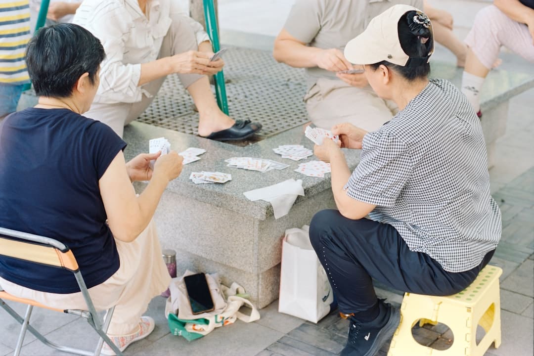 【光辉60载 魅力新西藏】光亮跨过：西藏电力六十年 从酥油灯到“世界屋脊”的动力革新